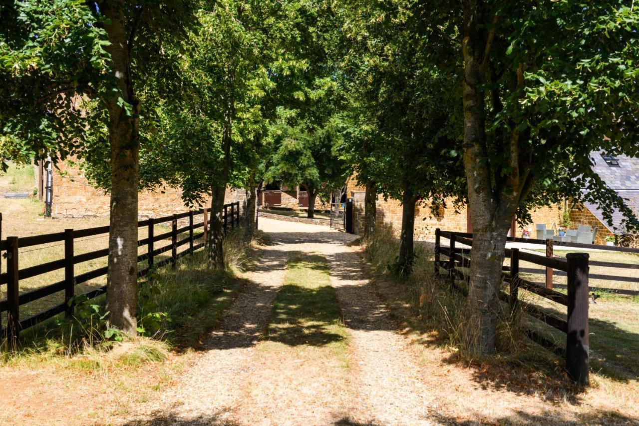 The Barn @ Laurel Farm Vila Shotteswell Exterior foto